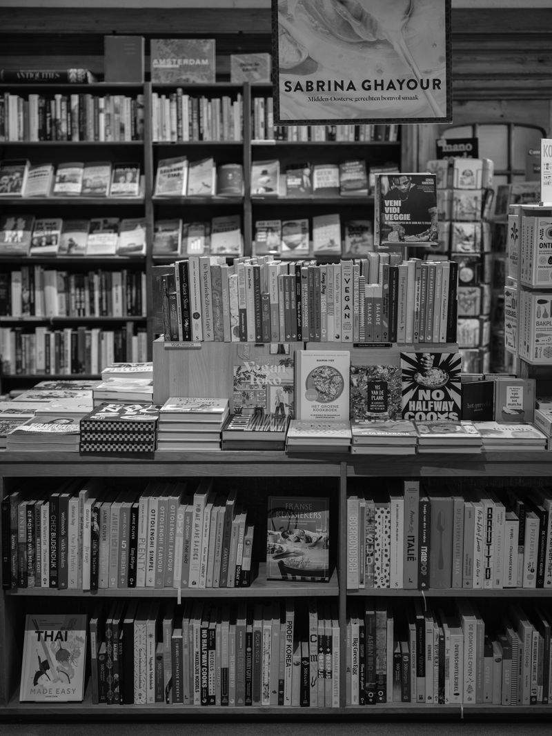 青灯書店株式会社